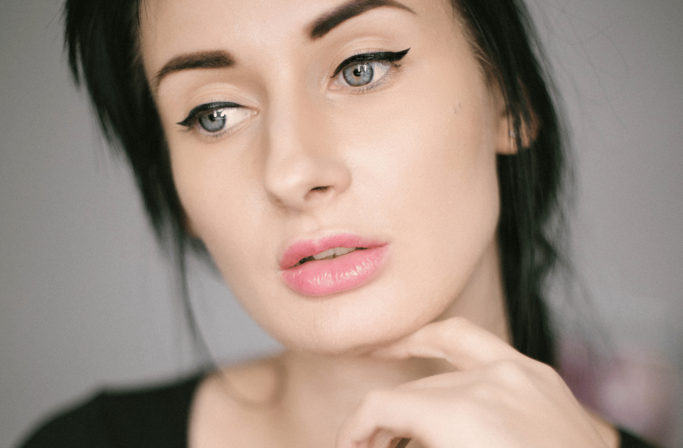 Does Drugstore Lip Plumper Really Work?