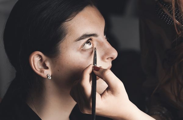 The Trick to Rocking Concealer With Oily Skin!